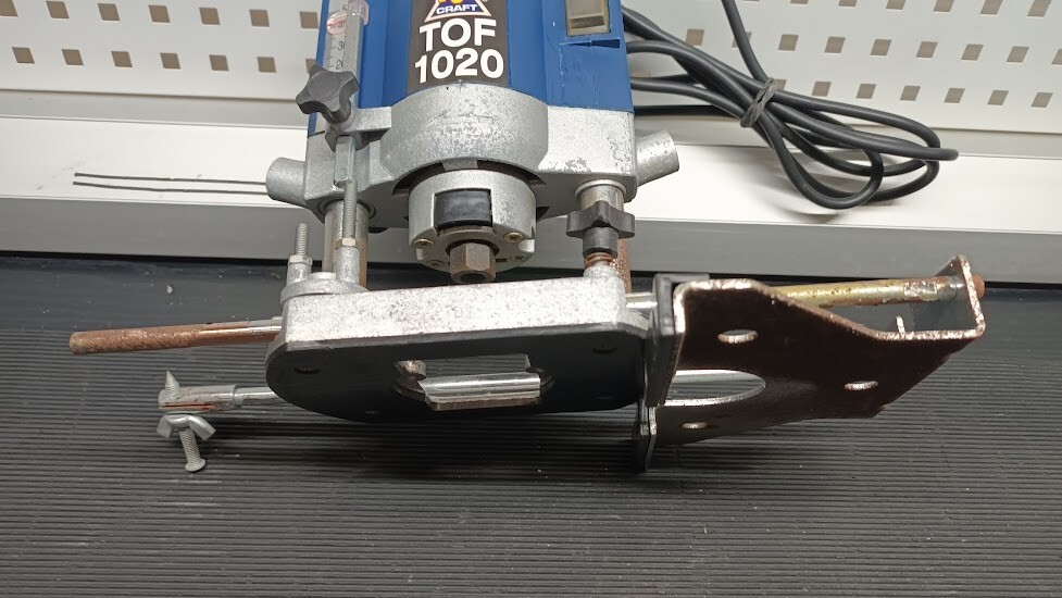 Top Craft TOF 1020 Wood Router Not Working Condition For Parts Or Repair