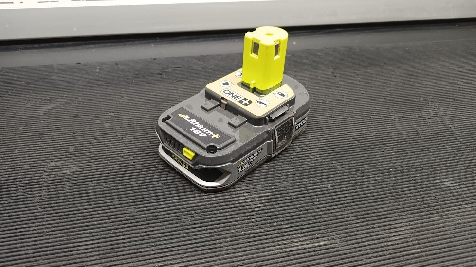 Used Ryobi RB18L15 18V Lithium-Ion Battery - Not Working, For Parts or Repair