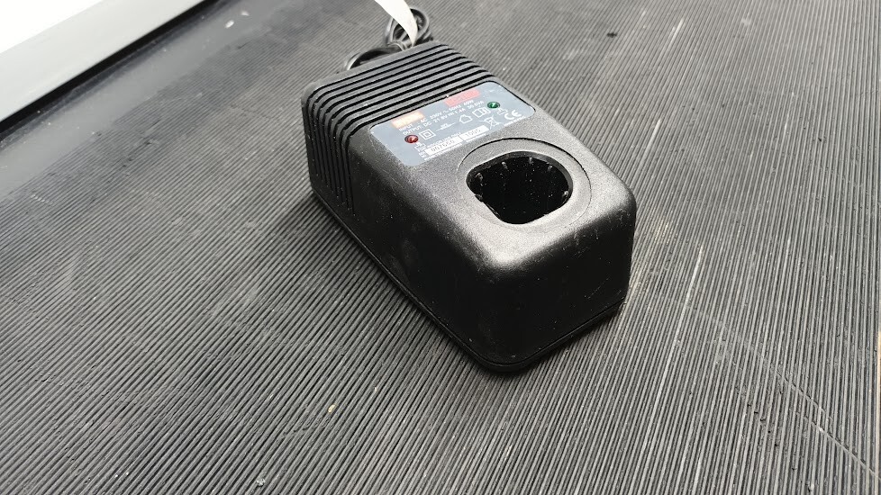 Ryobi BC-1800 18V Battery Charger - Not Working, For Parts or Repair