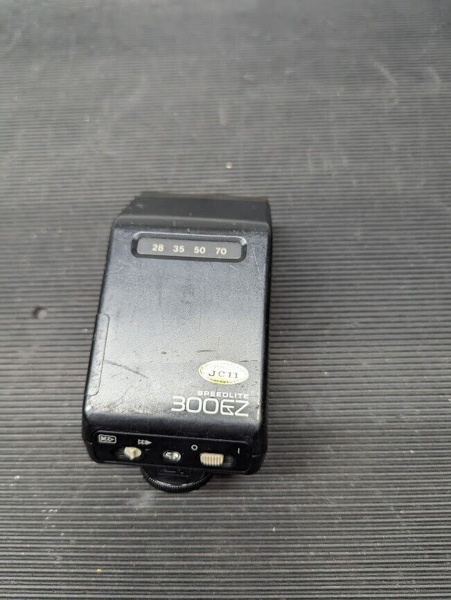 Canon 300EZ Speedlite  Flash   Black  - Untested With Cases