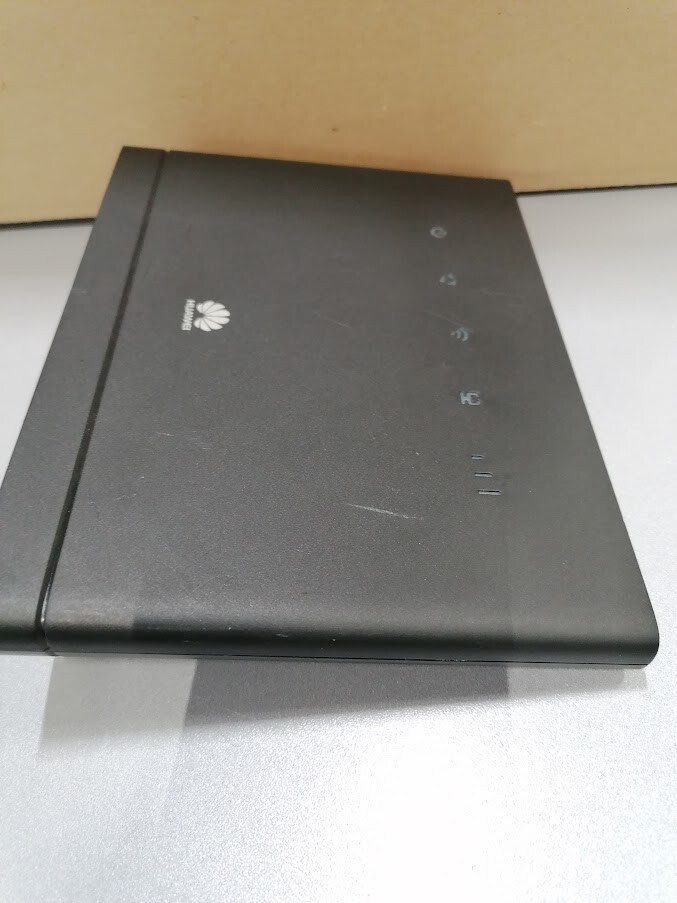 Huawei B315s-22 150Mbps 4G Wireless Router Used Working With Charger