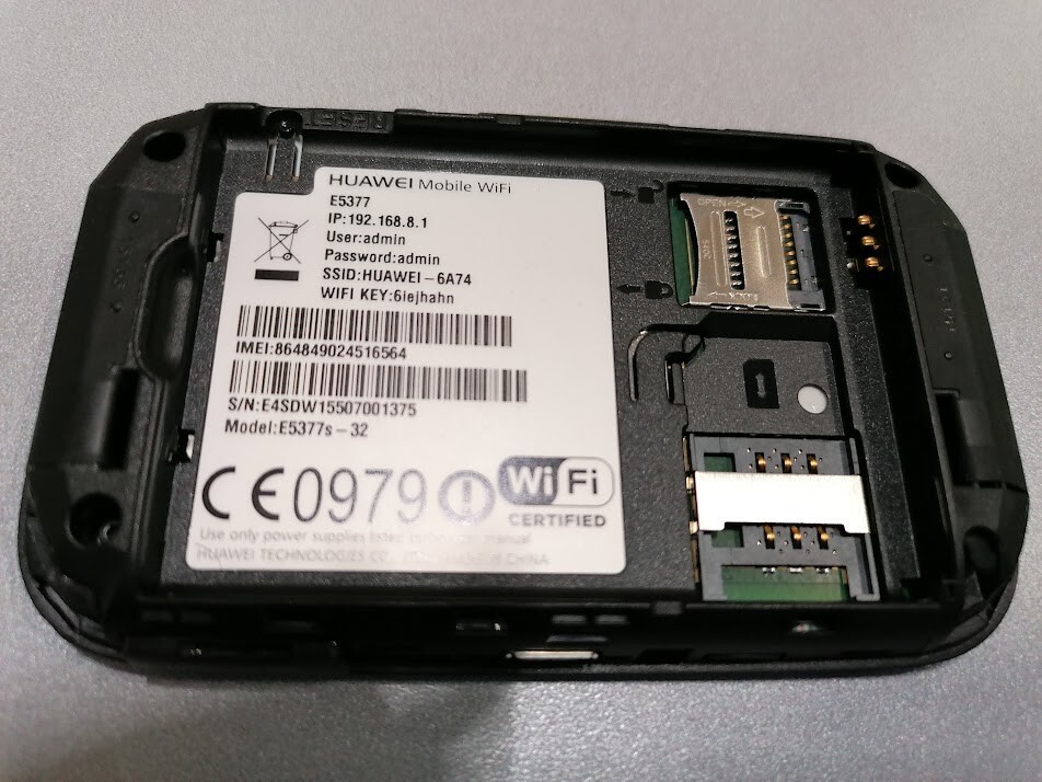Huawei E5377s-32  Mobile WIFI Hotspot 4G LTE Router Used Working Without Cover