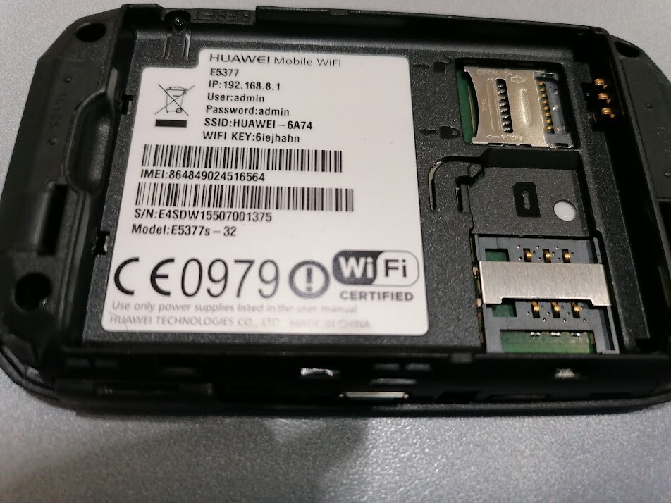 Huawei E5377s-32  Mobile WIFI Hotspot 4G LTE Router Used Working Without Cover