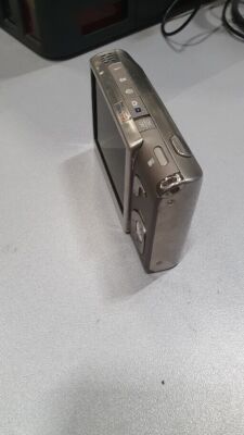 HP Digital Camera Photosmart R967 8.2MP 3x Optical Zoom For Parts