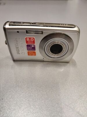 Pentax Optio M40 8.0MP Digital Camera 3X Optical Zoom Silver Not Working
