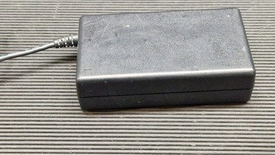 HP 0950-3796 AC Adapter 19V 3160mA Used Working Without Power Cord