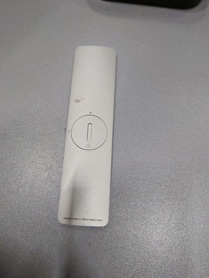 Apple TV 3rd Gen A1469 HD Media Streamer With Remote Used Working