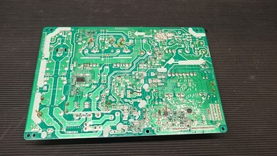 Used Non-Working Toshiba V28A000714C0 PCB Board - For Parts Only, No Accessories