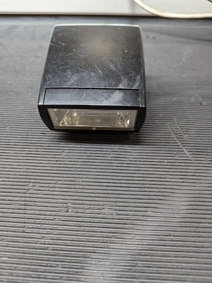 Olympus T 32  Speedlite  Flash  Black  - Untested BROKEN