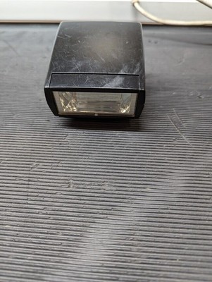 Olympus T 32  Speedlite  Flash  Black  - Untested BROKEN