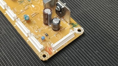 Used Non-Working Toshiba CCP-6400S V28A000868A0 PCB Board - For Parts Only