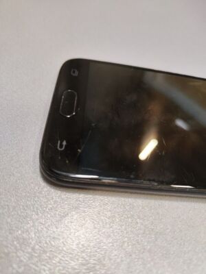 Smartphone Samsung Galaxy J5 SM-J530F 16 Go de stockage noir d'occasion...