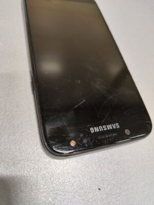 Smartphone Samsung Galaxy J5 SM-J530F 16 Go de stockage noir d'occasion...