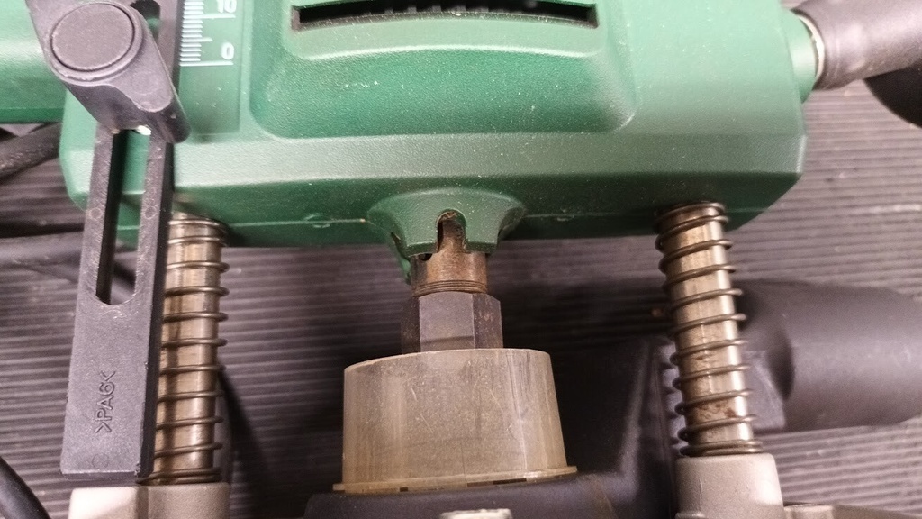 Bosch POF 400 A Router - Used, Not Working, For Parts/Repair