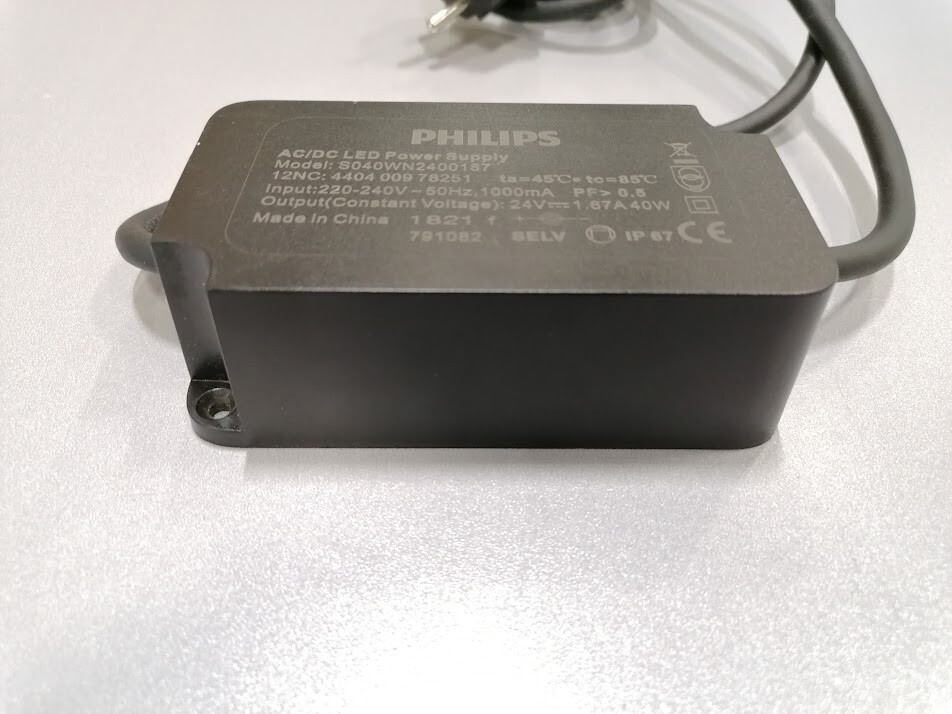 Philips S040WN2400167 AC/DC Power Supply Adapter  24V 1.67A Used Working