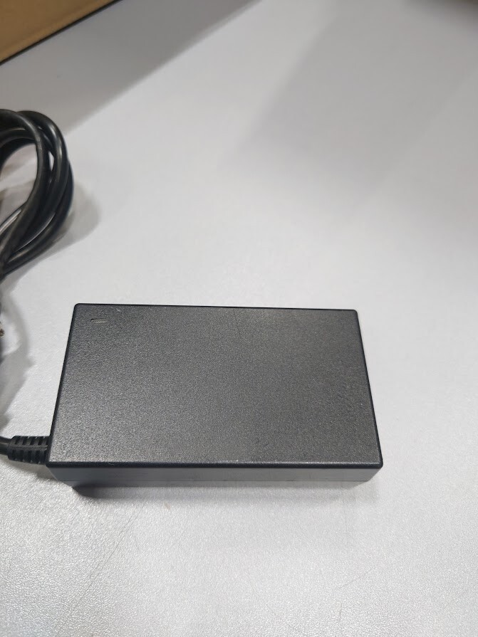 Mondiary SPBC1603A Li-ion Battery Charger 16.8V 2A Working Without Power Cord