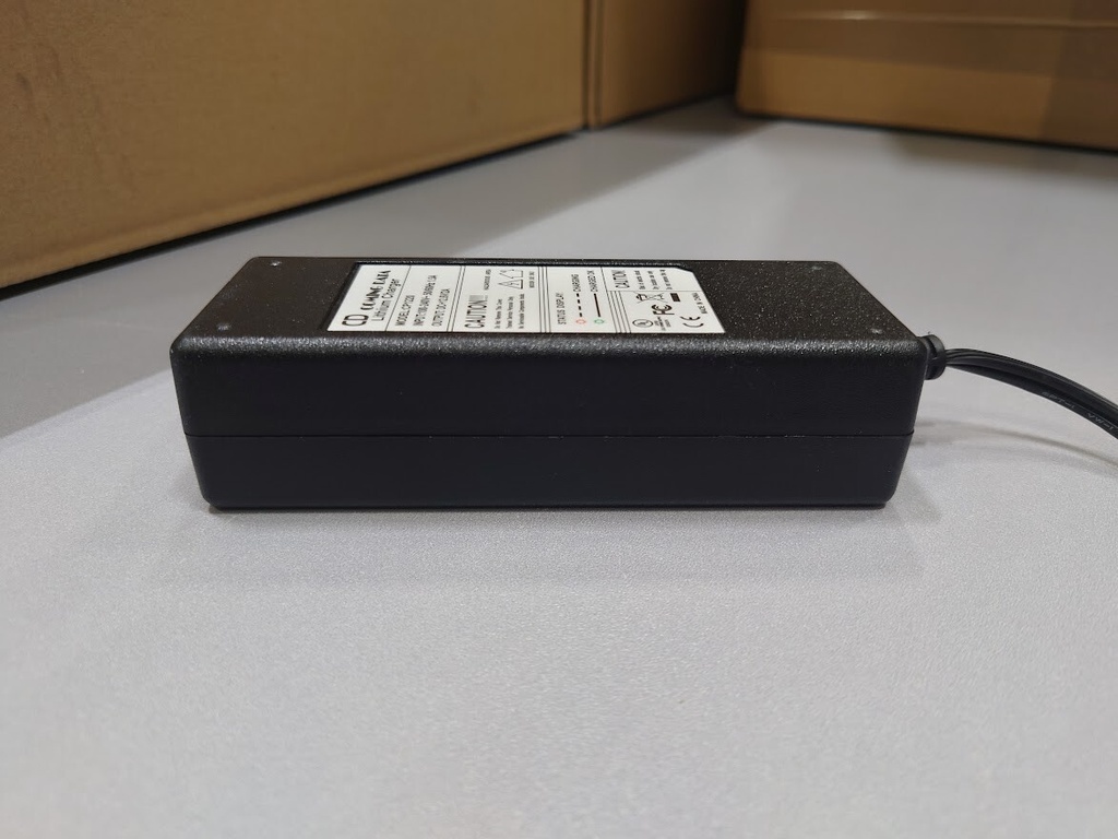 CD Coming Data CP1220 Lithium Charger 12.6V 2A Used Working Without Power Cord