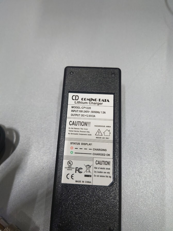 CD Coming Data CP1220 Lithium Charger 12.6V 2A Used Working Without Power Cord