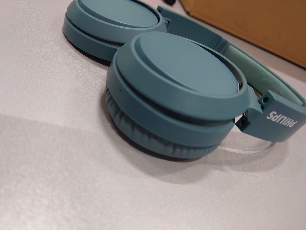 LOT OF 2 Philips TAH4205 & SHK2000 Headphones Not Working For Parts