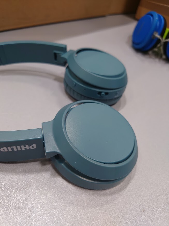 LOT OF 2 Philips TAH4205 & SHK2000 Headphones Not Working For Parts