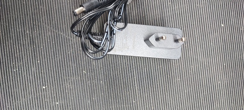 Huawei B535-333 4G LTE Router Working Condition No Charger