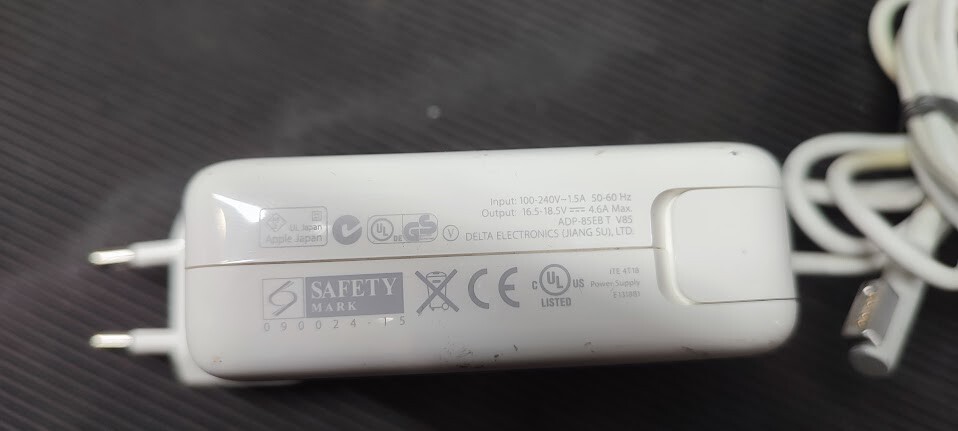 Genuine Apple MacBook 85W MagSafe  Adapter Charger Various Model  Used Working