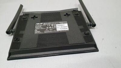 ASUS RT-AC1200 WIRELESS-AC1200 2.4G - 5G Router USB de doble banda usado...