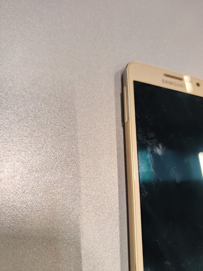 Samsung Galaxy A3 SM-A300FU 16GB Storage 1.5 RAM Smartphone Gold Used Working