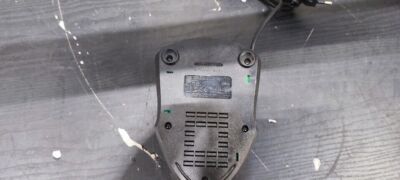 Chargeur Batterie Bosch AL 1130 CV Li-Ion 10.8V DC 3A Noir Occasion Fonctionne