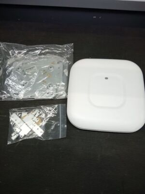 Point d'accès Cisco AIR-CAP2702I-E-K9 blanc ne fonctionne pas pour pièces