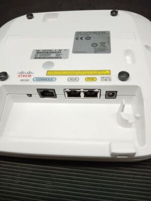 Point d'accès Cisco AIR-CAP2702I-E-K9 blanc ne fonctionne pas pour pièces