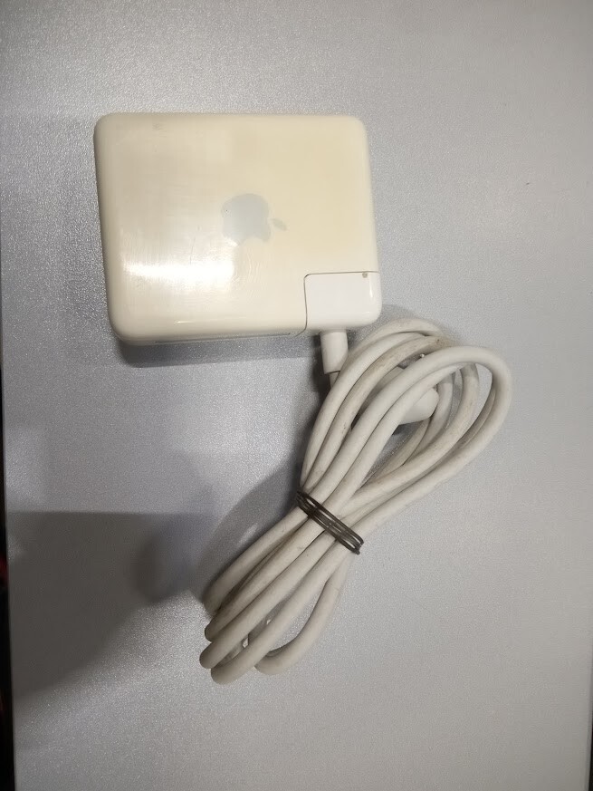 Apple A1264 Airport Express Wifi Mac+PC Base Not Tested For Parts