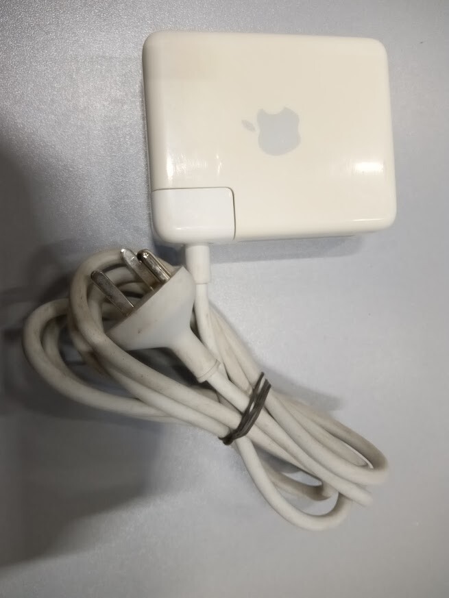 Apple A1264 Airport Express Wifi Mac+PC Base Not Tested For Parts