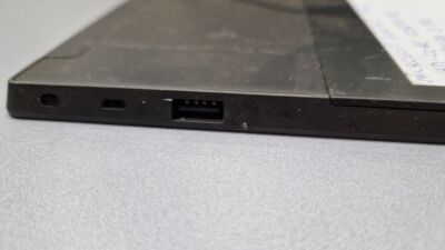 Microsoft Surface 1516 Tablet 2GB Ram 64GB Bit Locker For Prts Not Working