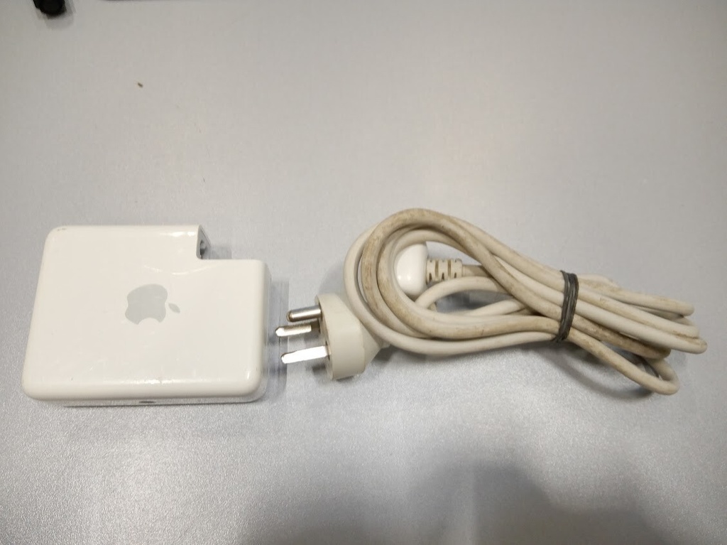 Apple Modelo A1088 AirPort Express Base Station Blanco No Probado Para Piezas