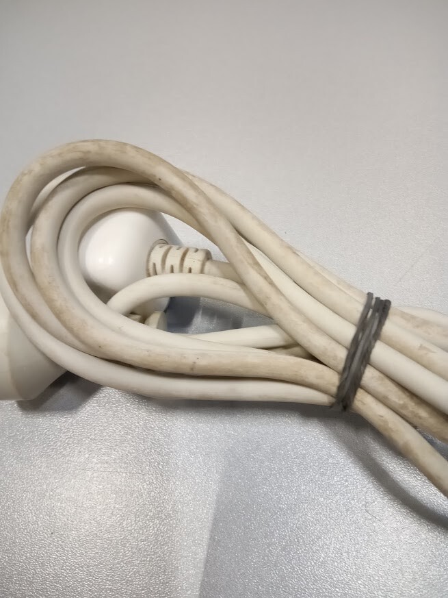 Apple Modelo A1088 AirPort Express Base Station Blanco No Probado Para Piezas