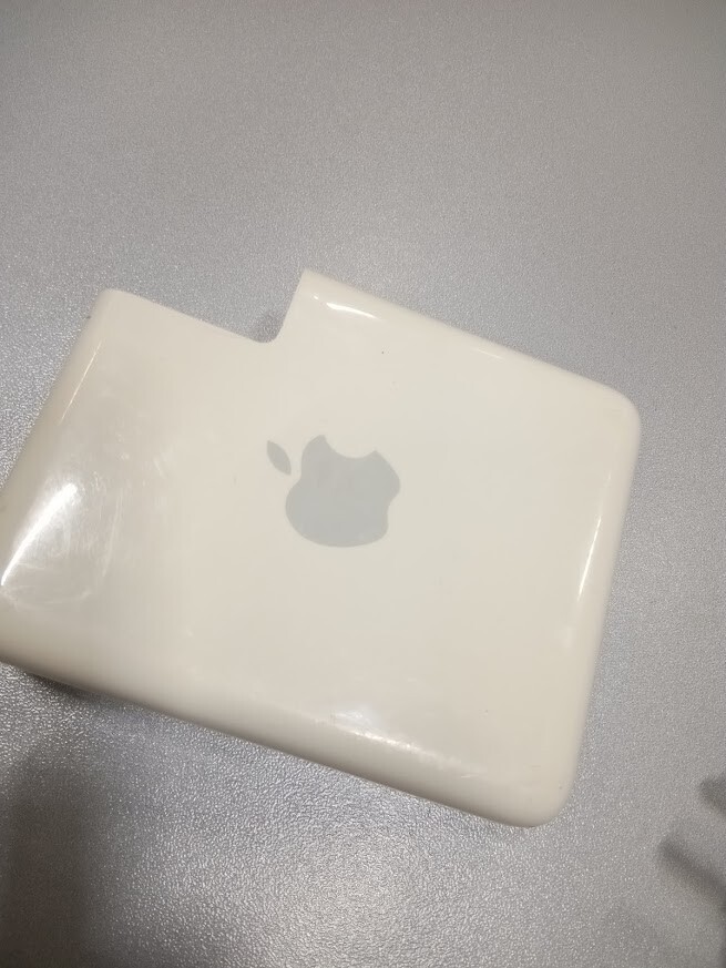 Apple Modelo A1088 AirPort Express Base Station Blanco No Probado Para Piezas