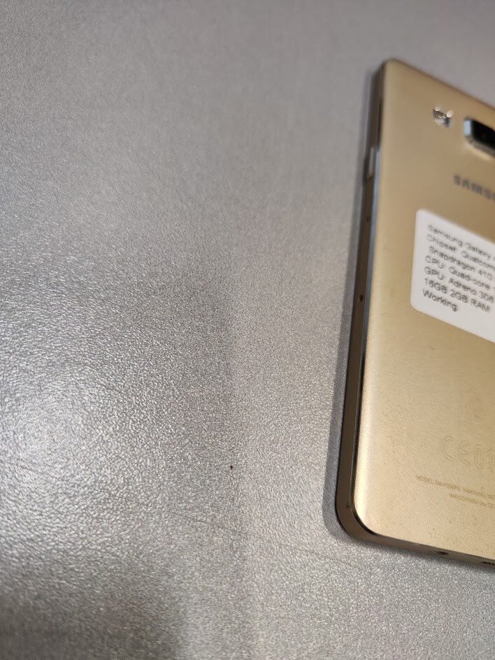 Samsung Galaxy A5 SM-A500FU 16GB Storage 2GB RAM Smartphone Gold Used Working