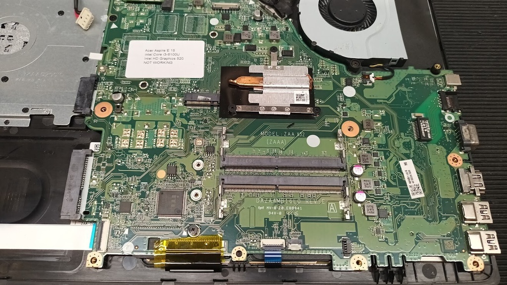 Acer Aspire E 15 - Non-Working, Intel Core i3-6100U, No RAM/SSD/Screen, For Part