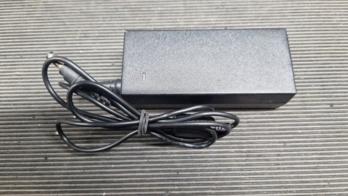 Adaptador de CA de fuente de alimentación Liteon PA-1041-71 usado...