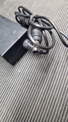 Adaptador de CA de fuente de alimentación Liteon PA-1041-71 usado...