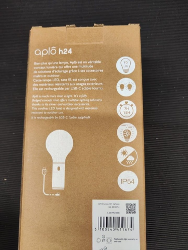 Fermob Aplo H24 IP54 Lámpara Portátil Diseño Moderno Funcionando