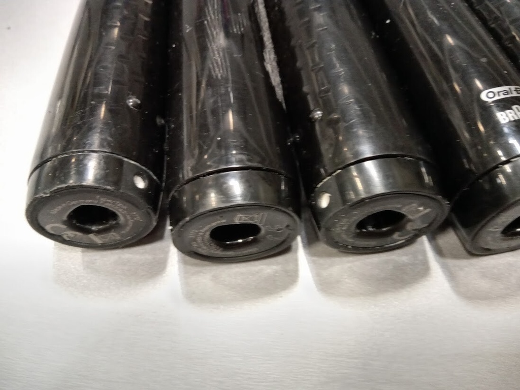 10 Stück Oral-B Zahnbürste Typ 3772 & Ladegerät Typ 3757 funktioniert nicht f...