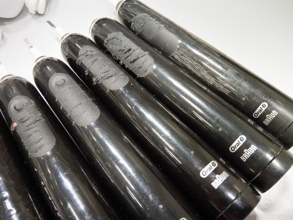 10 Stück Oral-B Zahnbürste Typ 3772 & Ladegerät Typ 3757 funktioniert nicht f...