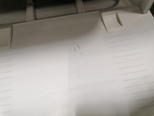 Yeedi DVX46 Robot Vacuum With Base Not Working Incomplete Set For Parts Only