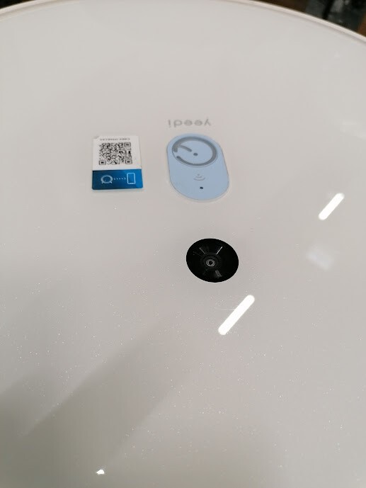 Yeedi DVX46 Robot Vacuum With Base Not Working Incomplete Set For Parts Only