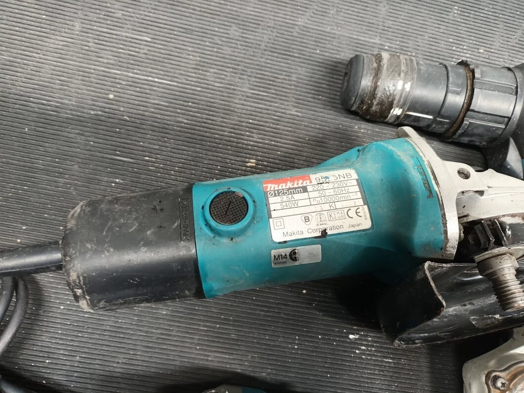 Lot of 4 Used Makita Power tools  Various Models, Not Working, For Parts/Repair