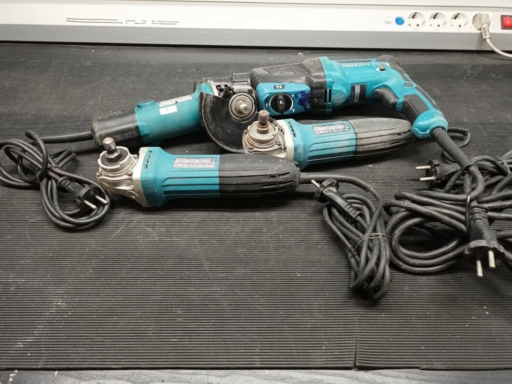 Lot of 4 Used Makita Power tools  Various Models, Not Working, For Parts/Repair