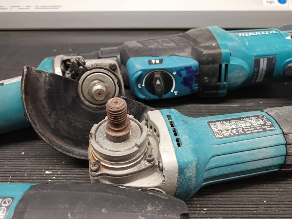 Lot of 4 Used Makita Power tools  Various Models, Not Working, For Parts/Repair