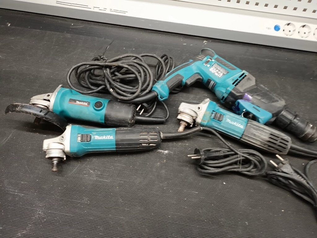 Lot of 4 Used Makita Power tools  Various Models, Not Working, For Parts/Repair